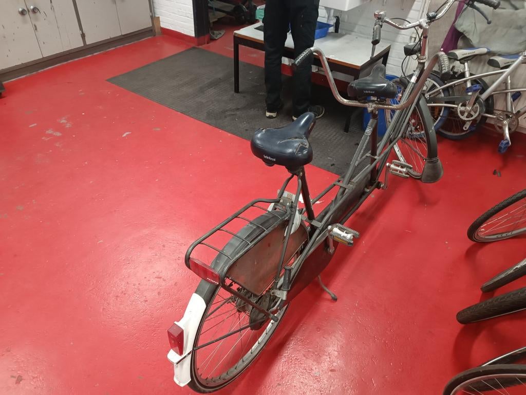 Tandem, heeft een opknapbeurt nodig, Ophalen