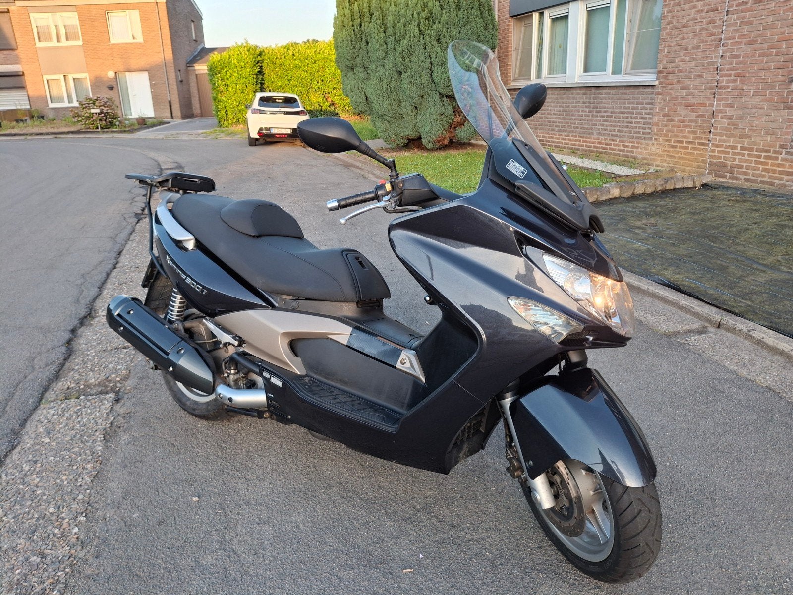 Kymco 500i xsiting, Enlèvement, Kymco