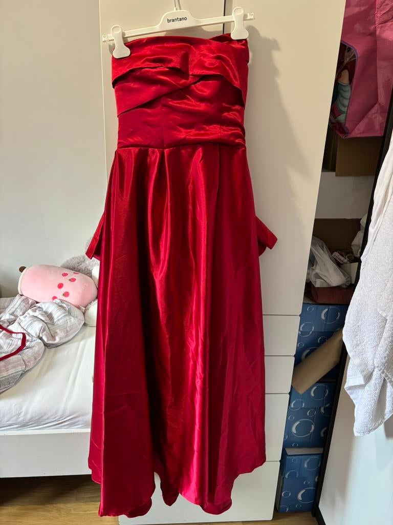 YesStyle S/M rode satijnen avondjurk zonder bandjes, Maat 38/40 (M), Nieuw, Ophalen of Verzenden, Rood
