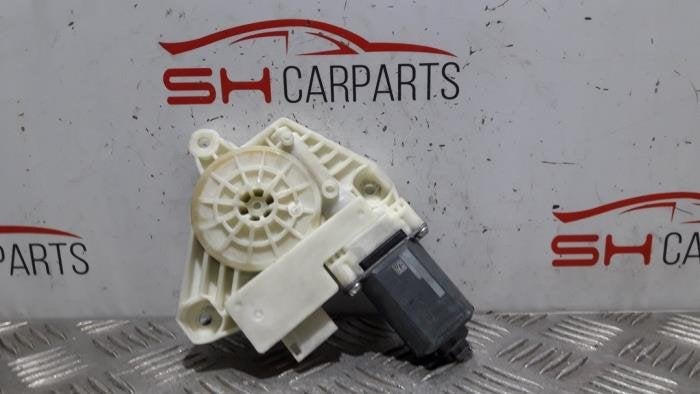 Moteur de vitre portière d'un Mercedes C-Klasse, Autos : Pièces & Accessoires, 3 mois de garantie, Utilisé, -, -