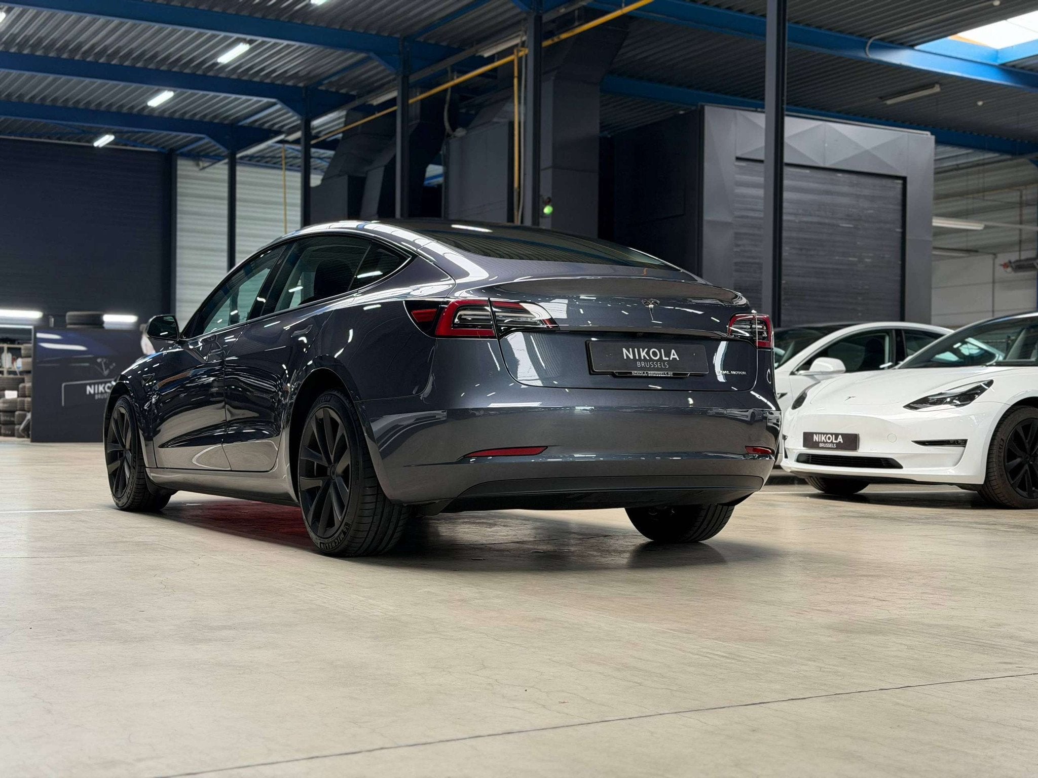 Tesla Model 3 LONG RANGE - ALL WHEEL DRIVE - FULL SELF DRIVI, Auto's, Tesla, Automaat, 4 deurs, Gebruikt, Zwart