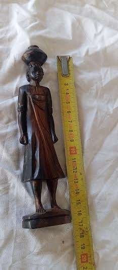 une statuette en bois d'ébène, Antiquités & Art, Bois, Brun, Enlèvement, Femme