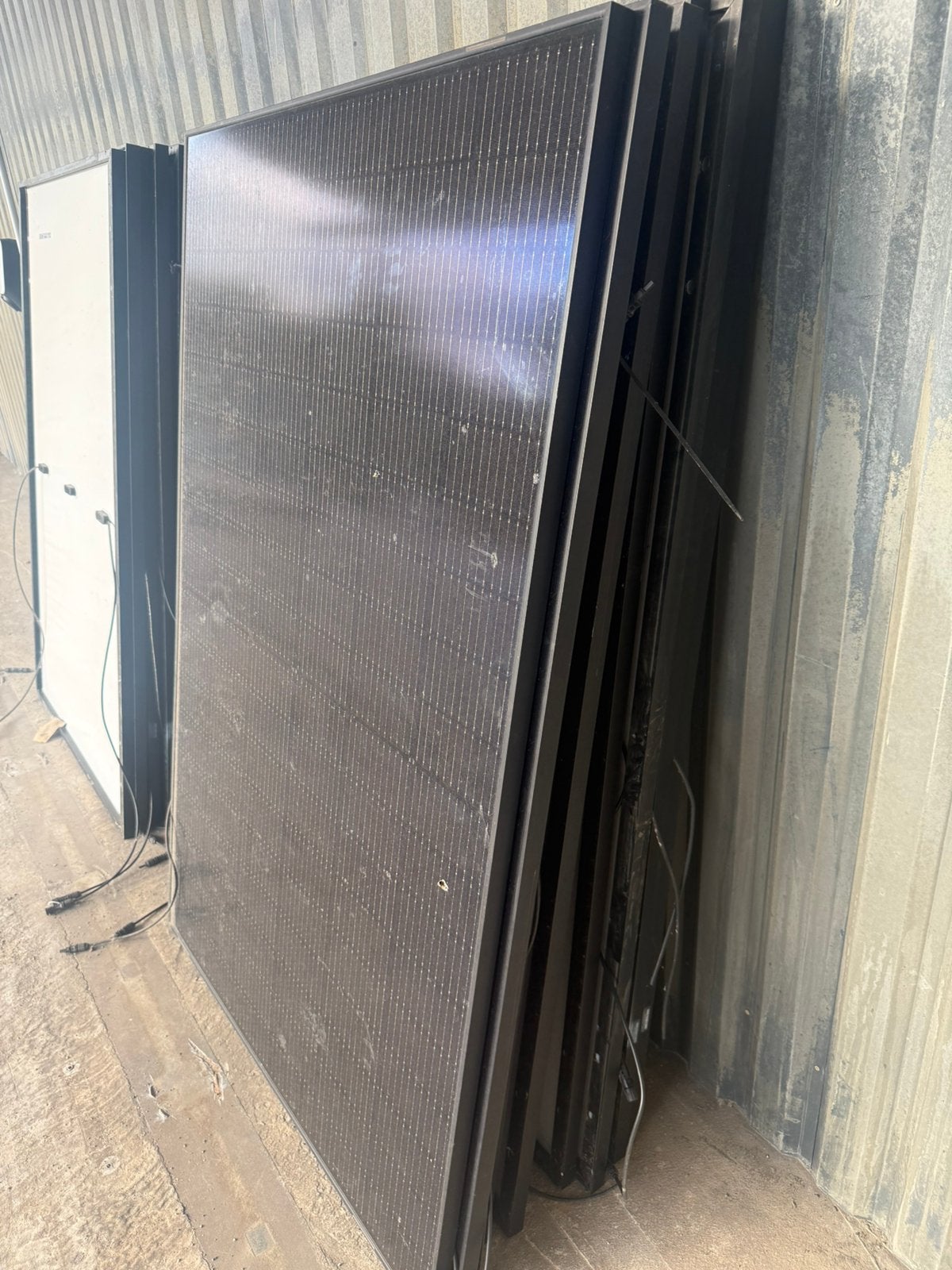JA Solar JAM54S31-390MR - 8 beschikbaar nog, Ophalen, Zo goed als nieuw
