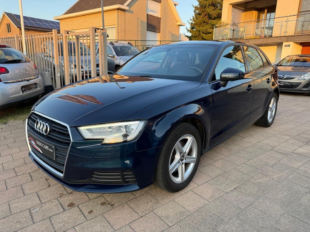 Audi A3 Sportback 30 tdi van 2020, Auto's, Audi, Bedrijf, Te koop, A3, Airbags, Airconditioning, Bluetooth, Centrale vergrendeling