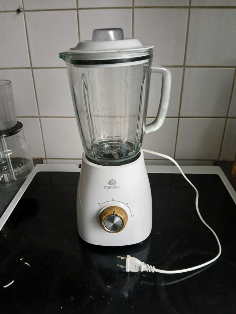 Mixer voor smoothies ., Elektronische apparatuur, Keukenmixers, Ophalen, Gebruikt, 1 tot 2 liter, 3 snelheden of meer