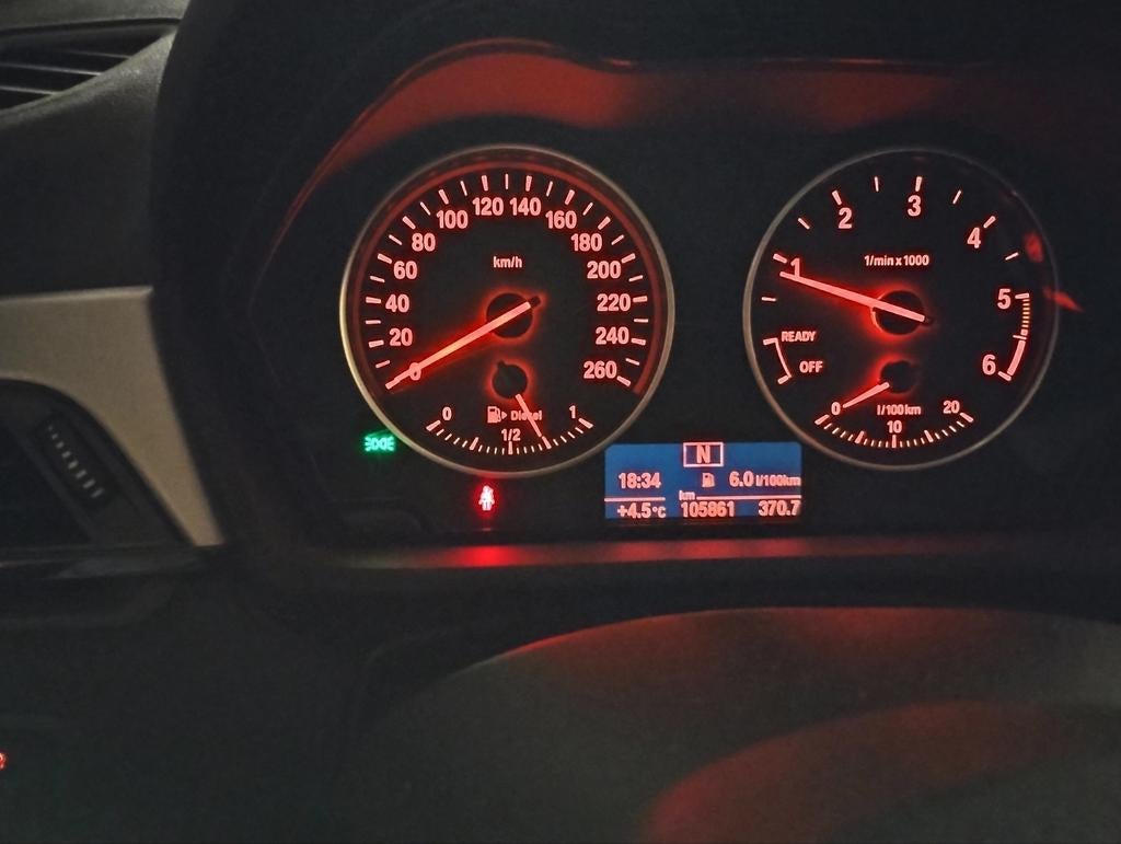 BMW x1 diesel année 2017 pas ADBlu véhicule impeccable rien, Auto's, BMW, Particulier, Te koop