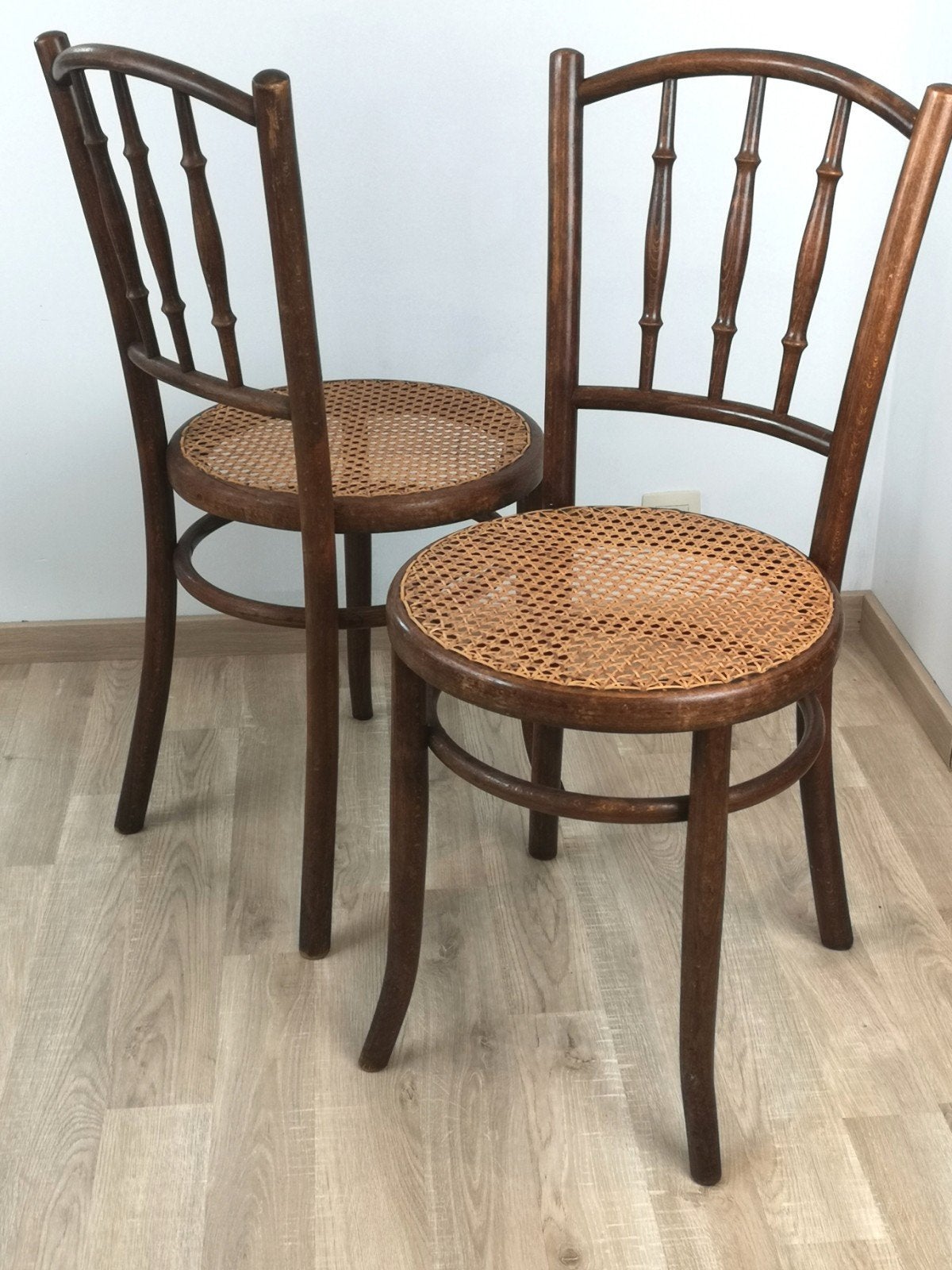 prachtige set van twee No 98 stoelen, Antiek en Kunst, Antiek | Meubels | Stoelen en Sofa's, Ophalen of Verzenden