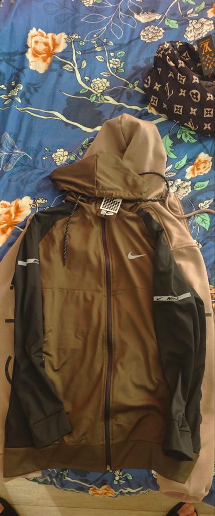 Veste de trening, Caravanes & Camping, Enlèvement ou Envoi