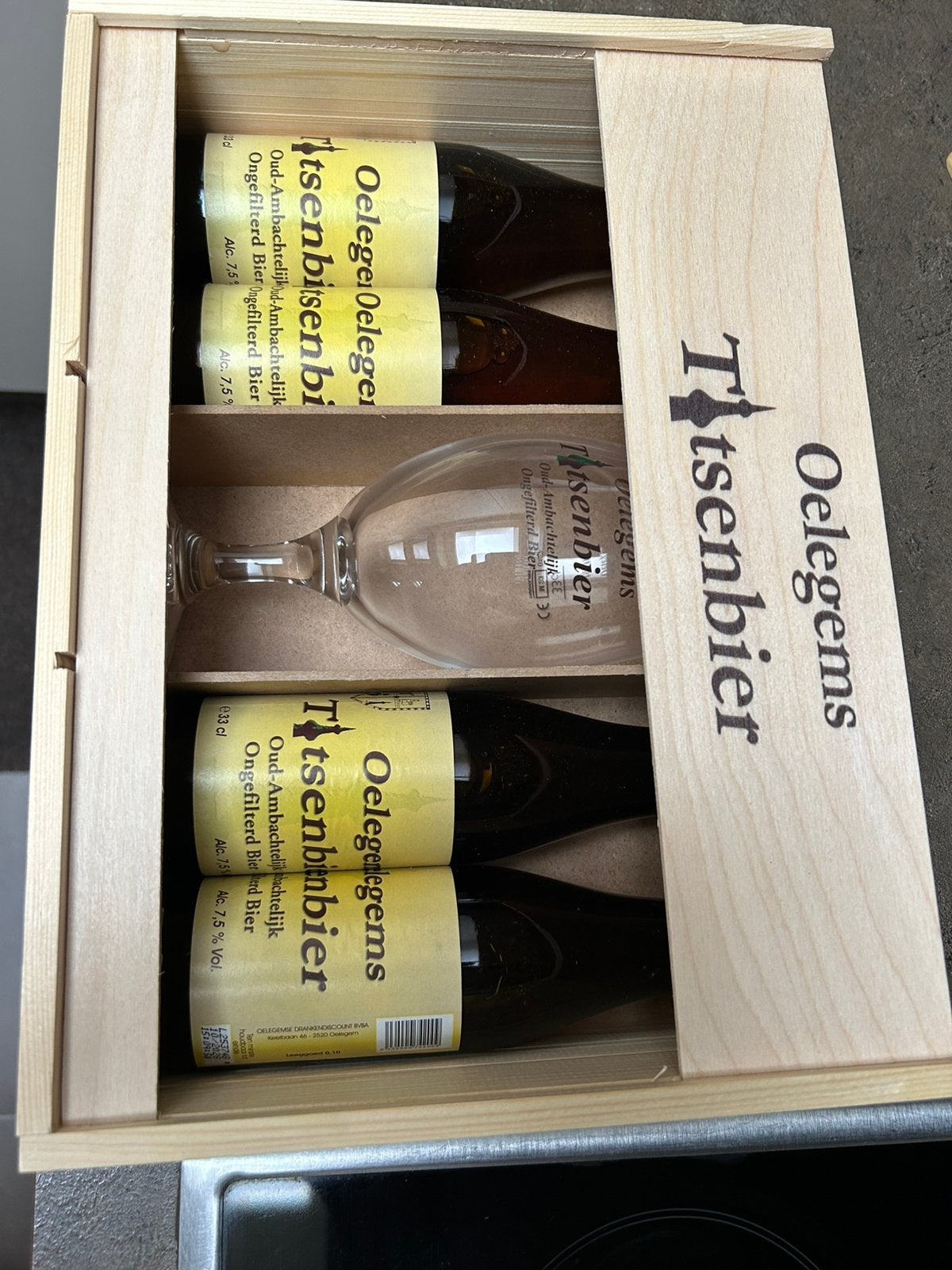 Geschenkbox oelegems titsenbier + glas, Ophalen, Nieuw