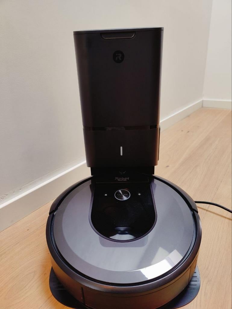 iRobot Roomba i7+, Enlèvement, Utilisé, Sac à poussière, Aspirateur robot