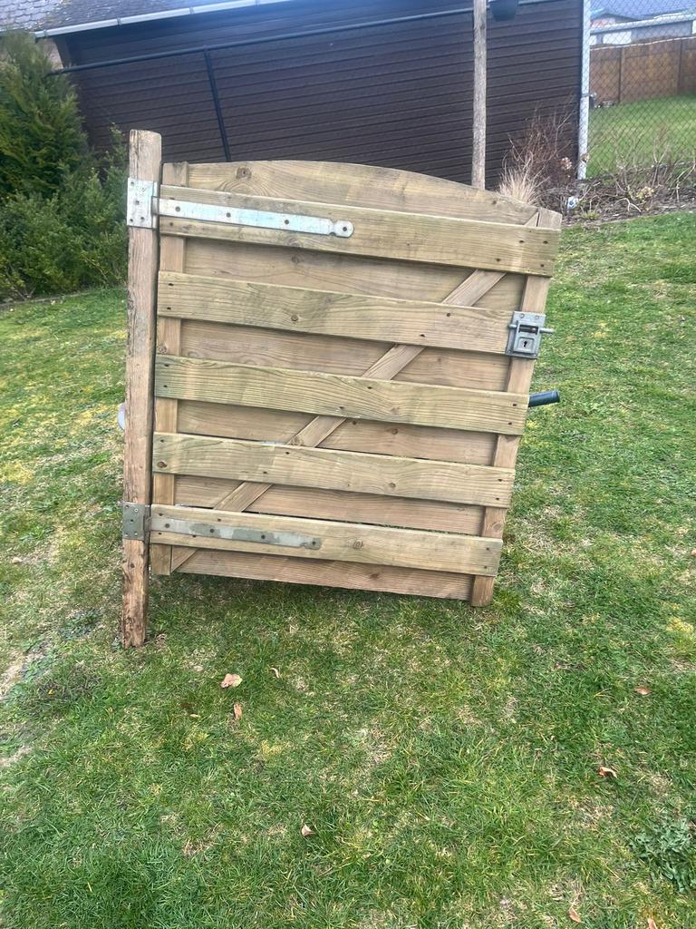 Tuinpoort hek met beslag poortje hout, Ophalen, Zo goed als nieuw, Hout