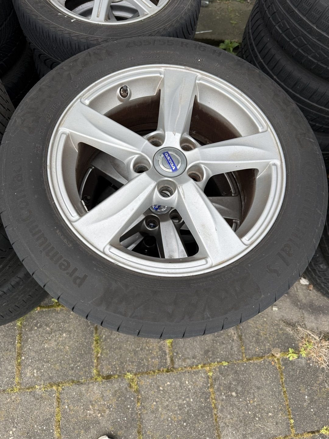 Lichtmetalen velgen met banden Volvo, Pneus et Jantes, Véhicule de tourisme, -, Utilisé