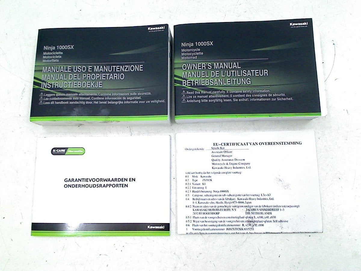 MANUEL UTILISATEUR NOTICE Kawasaki, Motos, Kawasaki Motors Europe N.V., Utilisé, Info@kawasaki.eu, Jacobus Spijkerdreef 1-3
2132 PZ  Hoofddorp, JP