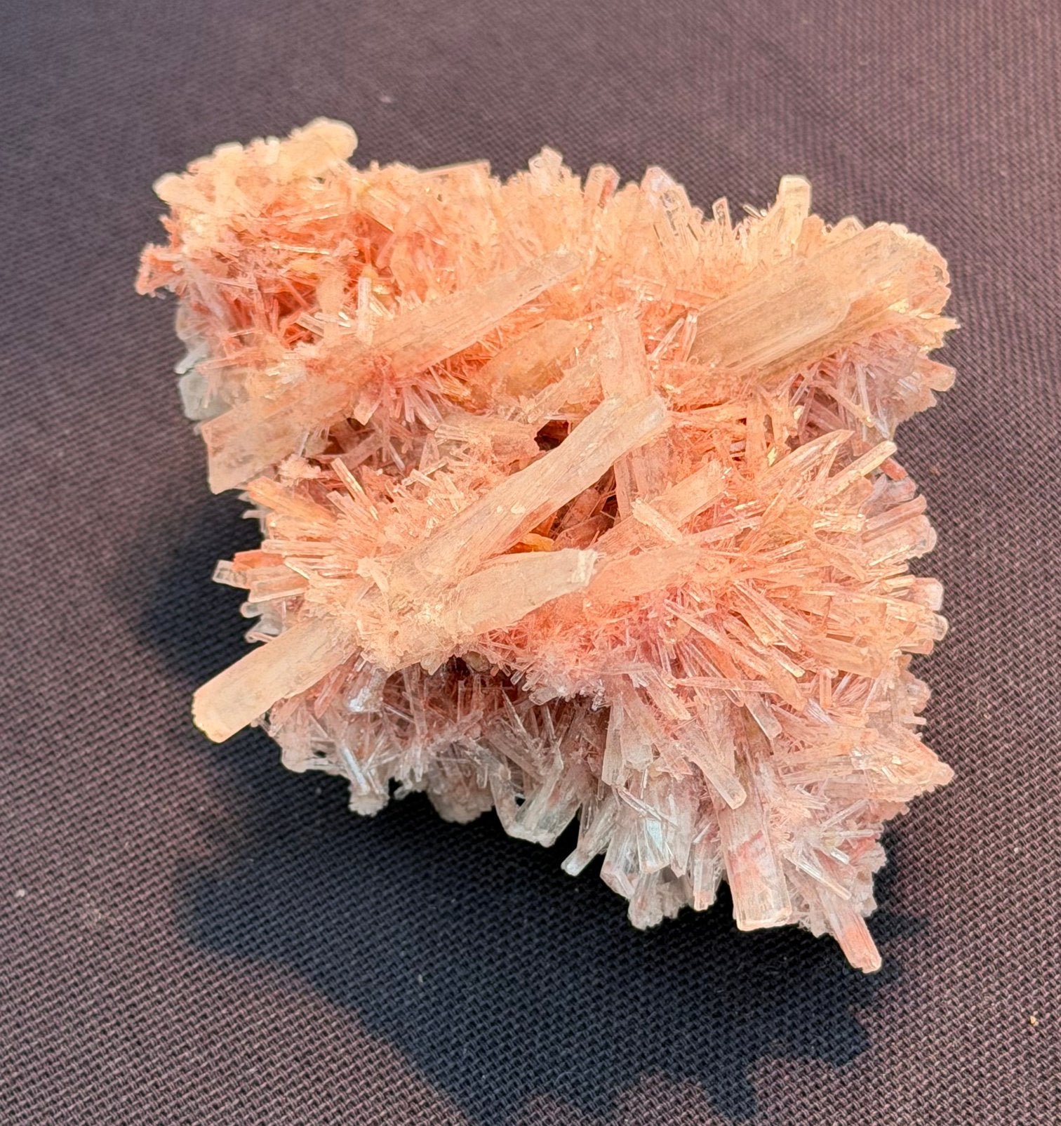 Atilbeet rose d'Inde grappe de cristaux de zéolite naturelle, Enlèvement ou Envoi, Minéral