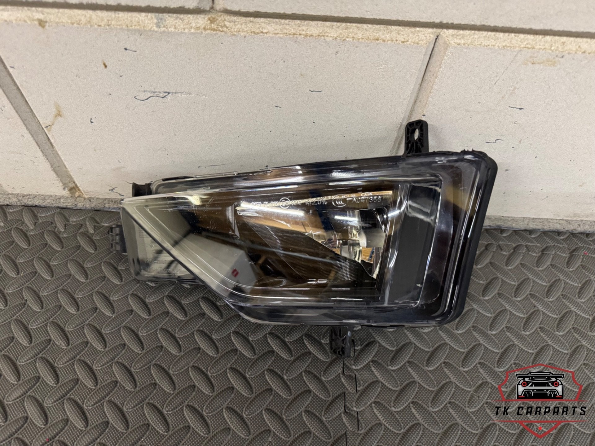 Volkswagen Golf sportsvan mistlamp L 510941661c, Volkswagen, Volkswagen AG, Nieuw, Vw@volkswagen.de