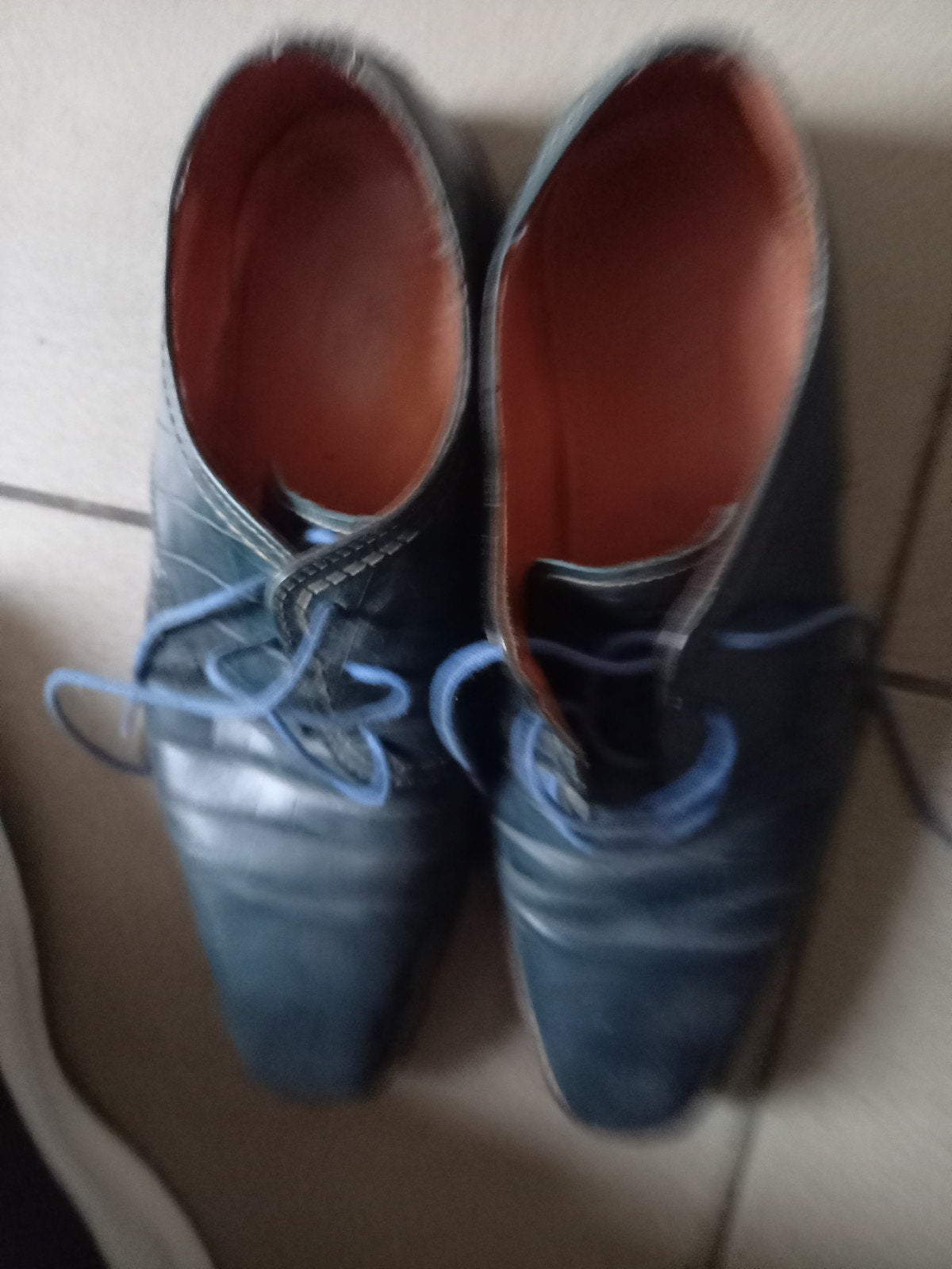 scapa geklede schoenen, Enlèvement