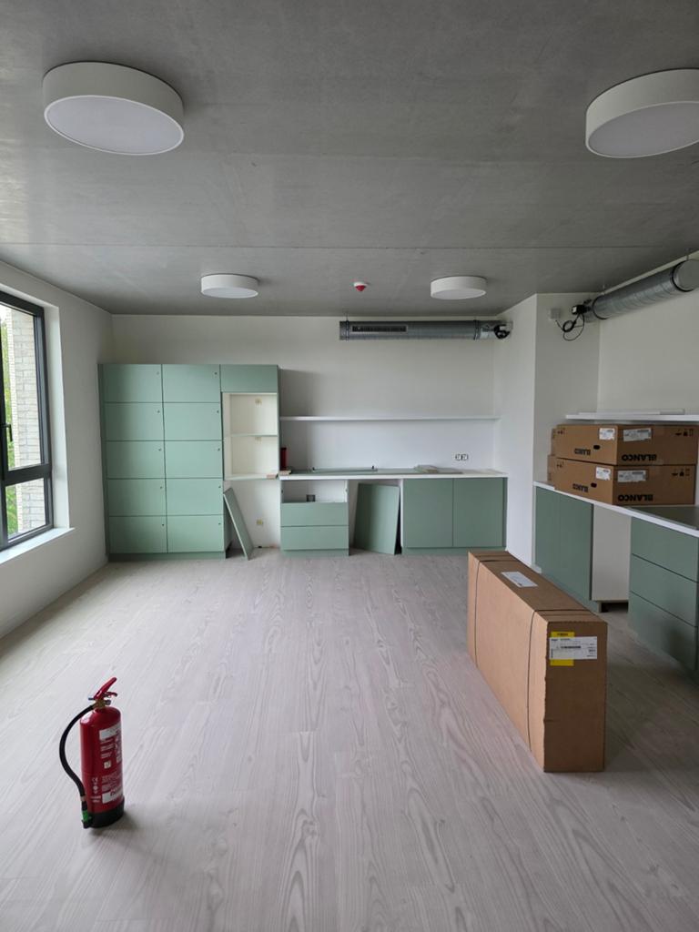 Renovation en général bâtiments, Bricolage & Construction, Enlèvement ou Envoi