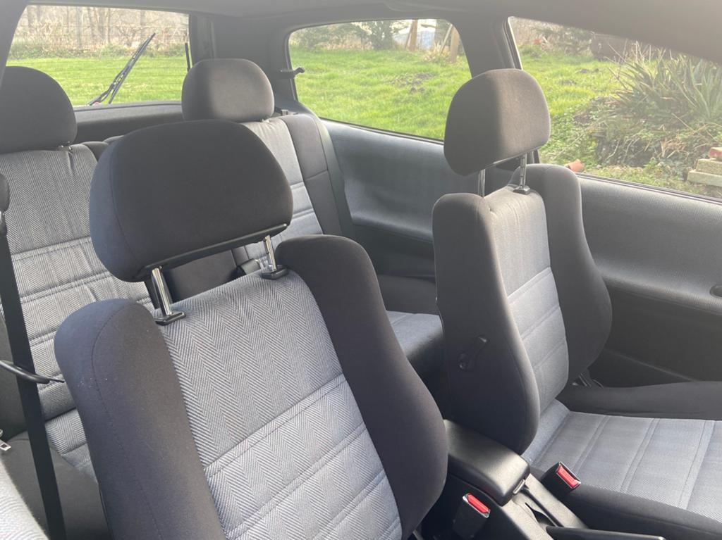 Nissan Sunny/Pulsar GTI 143 pk, foto 4