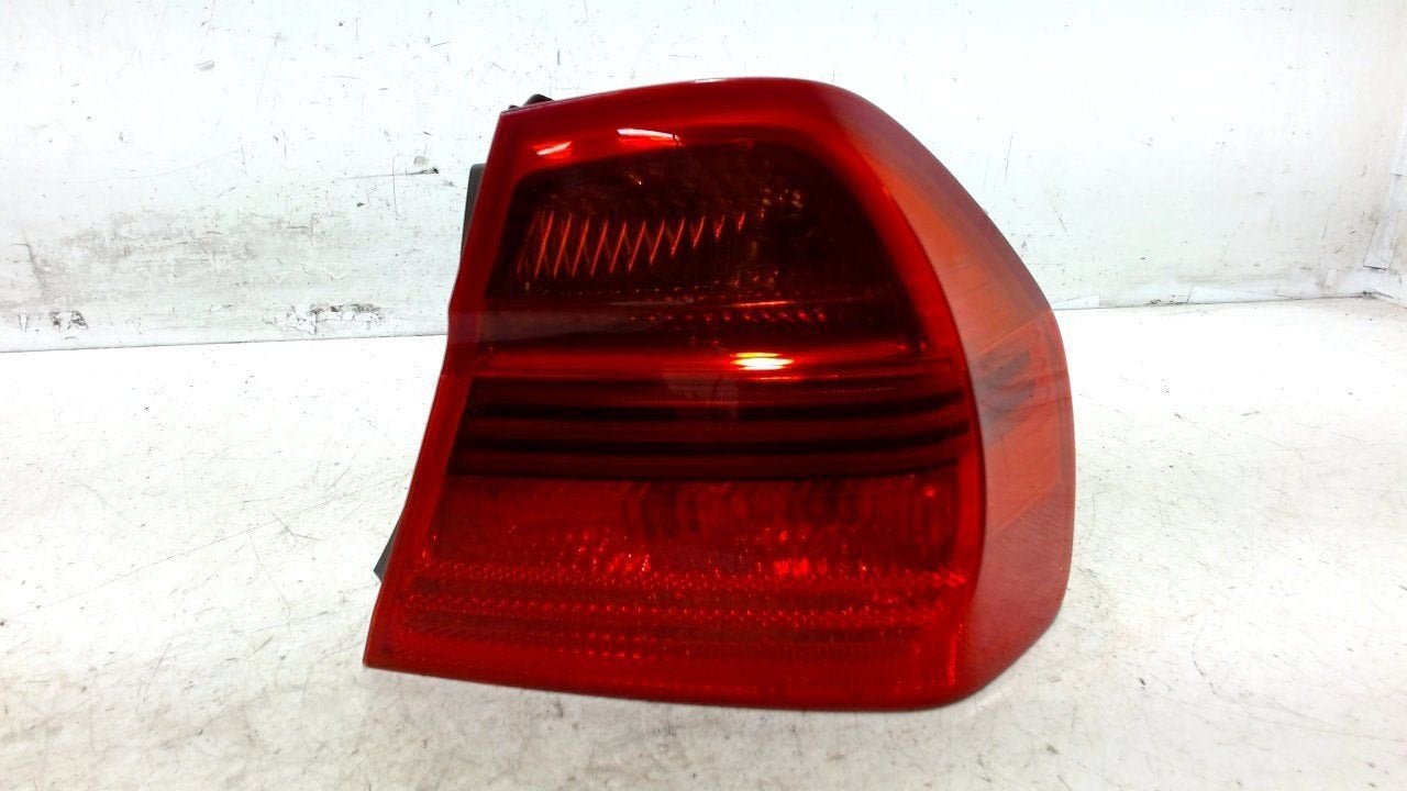 Achterlicht carrosserie rechts BMW 3 serie, Onderdelen@venauto.nl, Van der Ven Autorecycling B.V., Gebruikt, Ettenseweg 76, 4706 PB Roosendaal, The Netherlands
