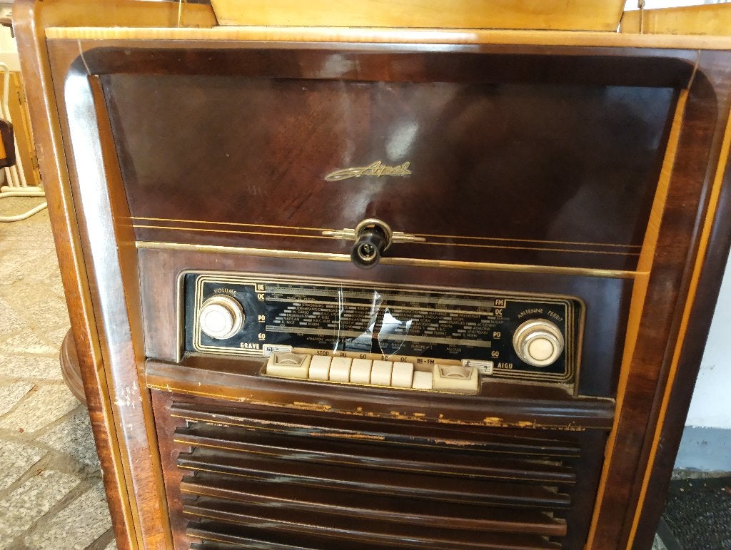 meuble tourne disque radio antiquités, Antiek en Kunst, Ophalen
