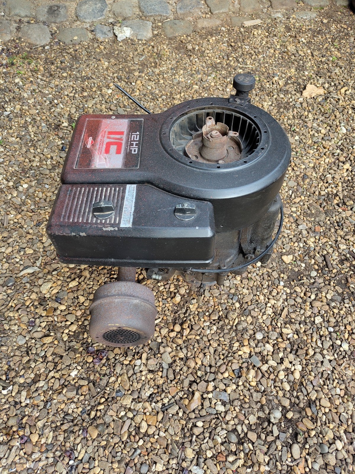 Briggs&Stratton motor 12 HP, Ophalen