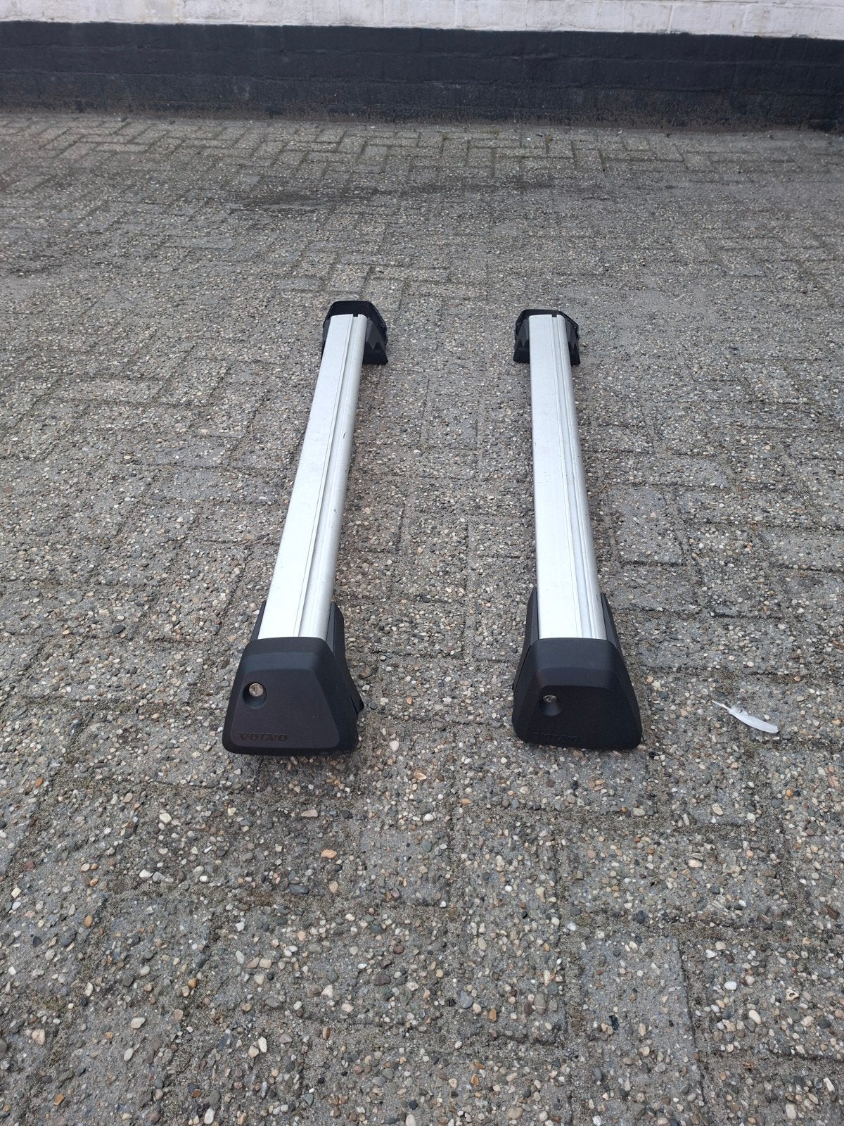 Dakdragers voor volvo v90, Ophalen