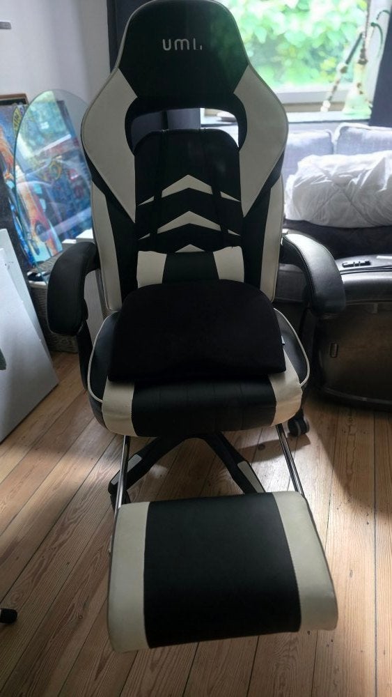 Chaise Gaming Umi avec repose pieds, Divers, Enlèvement, Utilisé