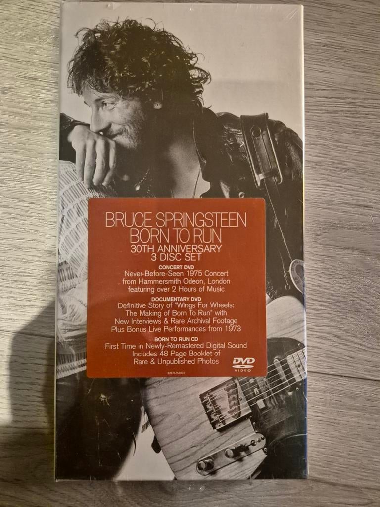 Bruce Springsteen - Born To Run (lim boxset) CD/DVD sealed, Ophalen of Verzenden