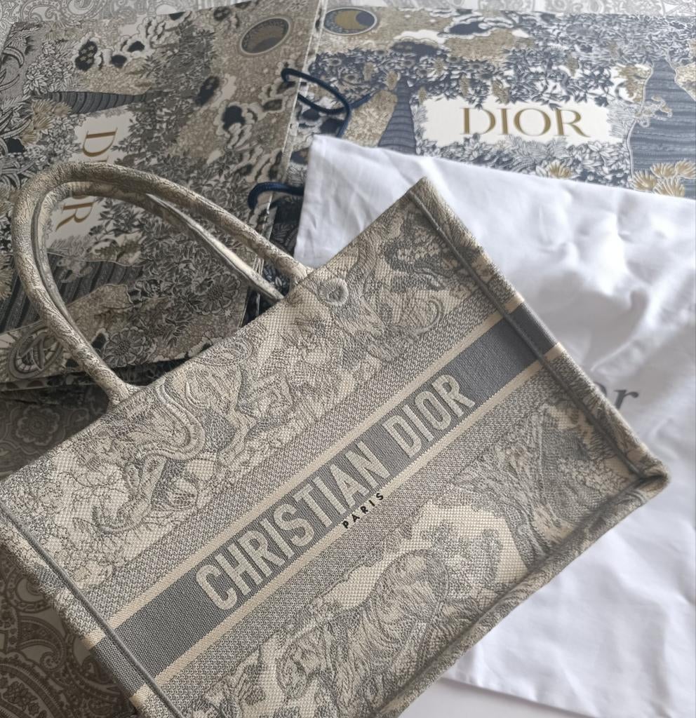 Dior, Bijoux, Sacs & Beauté, Enlèvement