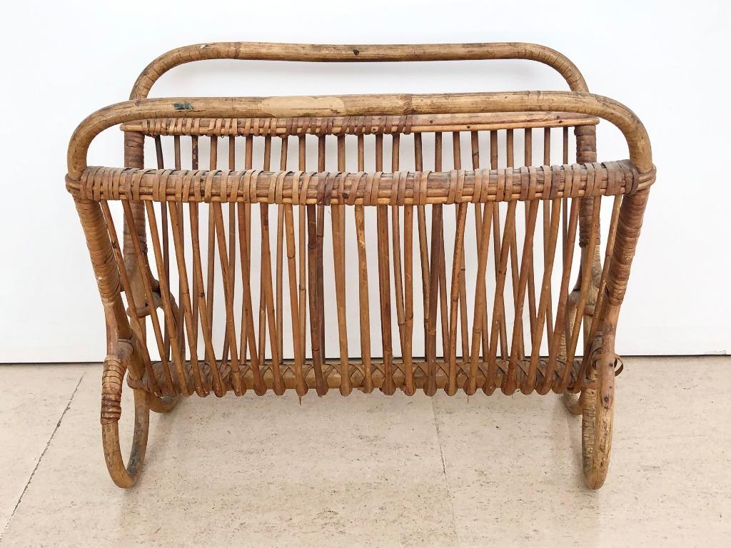 Rotan krantenbak, Ophalen, Gebruikt