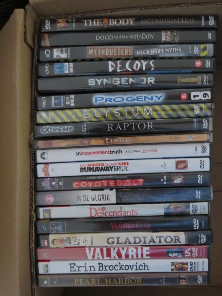 31 DVD's varia, Vanaf 6 jaar, Ophalen of Verzenden, Gebruikt