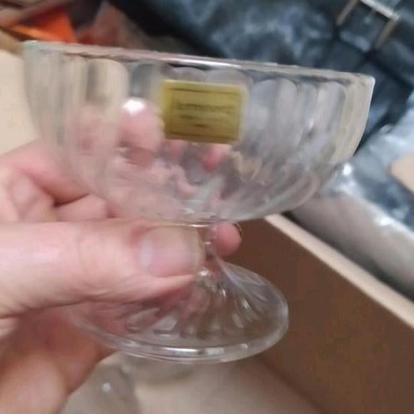 6 coupes à dessert vintage en verre sur socle, 6de Luminarc, Maison & Meubles, Enlèvement ou Envoi, Comme neuf
