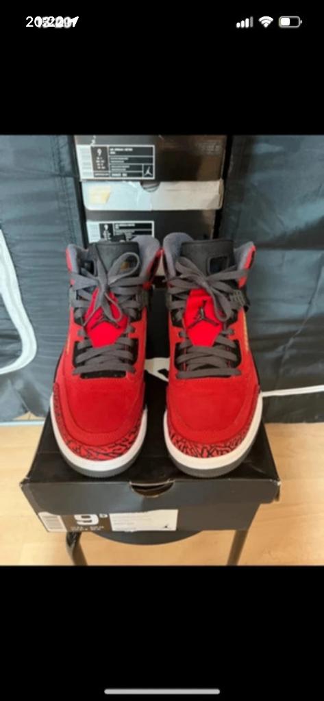 Jordan Spizike toro bravo taille 9,5/43, Vêtements | Hommes, Chaussures, Enlèvement ou Envoi, Autres couleurs, Comme neuf, Nike air jordan