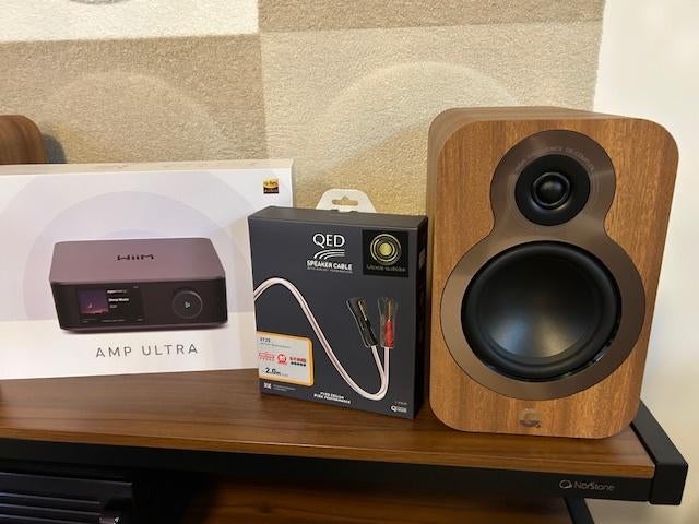 Wiim Amp Ultra + Q3020c +XT25 SPECIAL PROMO, Enlèvement ou Envoi, Neuf, 60 à 120 watts, Autres marques