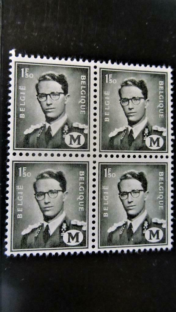 VARIETEITEN- MILITAIR NR. 1 ** IN BLOK VAN 4- DECORATIE., Ophalen of Verzenden, Postfris, Postfris