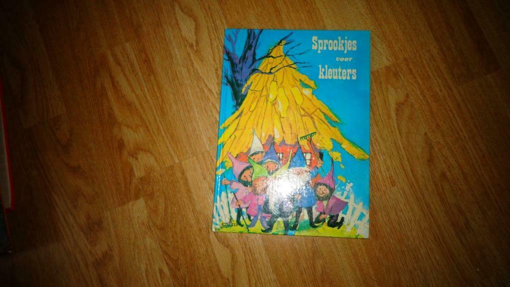 boek "Sprookjes voor kleuters"-ca.40 blz.-hardcover-NIEUW, Enlèvement, Neuf, Contes (de fées)