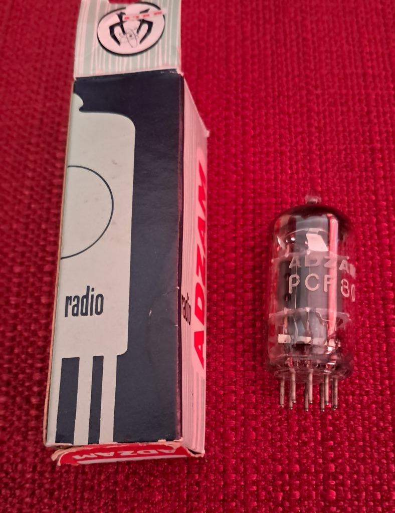 2 lampes PCF80 neuves pour radio ampli TV  projecteurs, Envoi