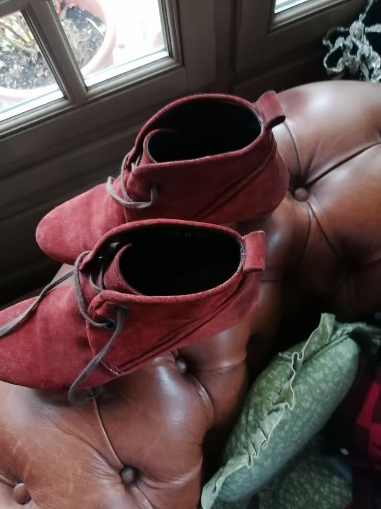 Notes de bas de page bottines 40, Vêtements | Femmes, Chaussures, Enlèvement ou Envoi