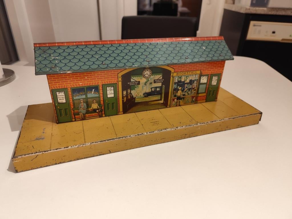 Hornby séries Meccano gare L43cm/ l15cm/ h15cm, Enlèvement ou Envoi