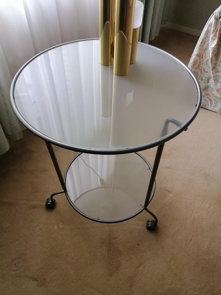 Table d'appoint Ikéa Strind en métal et verre trempé, Ophalen, Minder dan 55 cm, Rond, 60 cm of meer