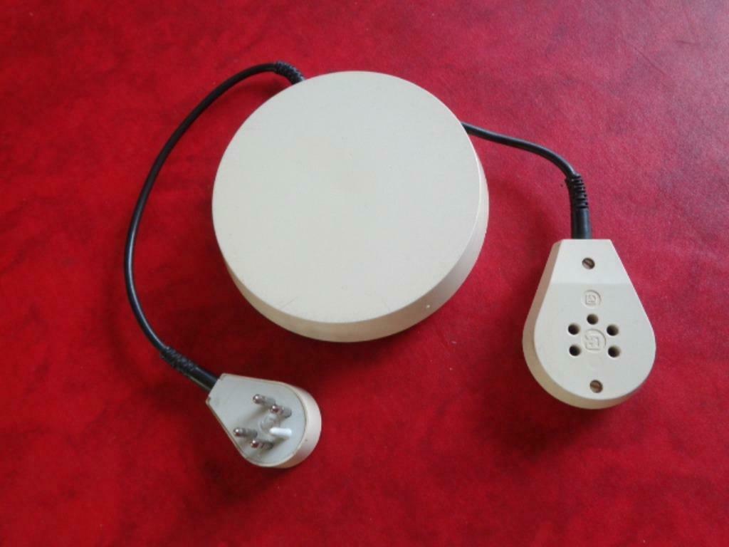Rallonge téléphonique sur enrouleur. Ancien, Télécoms, Enlèvement ou Envoi, Utilisé, Accessoires
