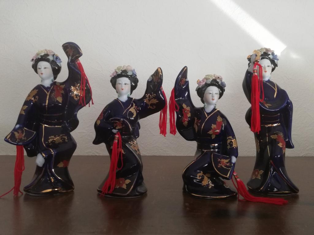 Geisha beeldjes., Ophalen of Verzenden