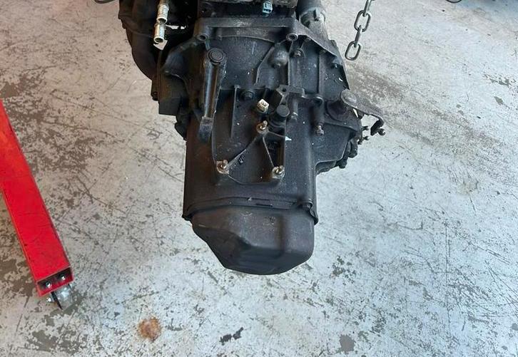 Peugeot 106 1.6 16v GTI versnellingsbak, Auto-onderdelen, Ophalen, Peugeot