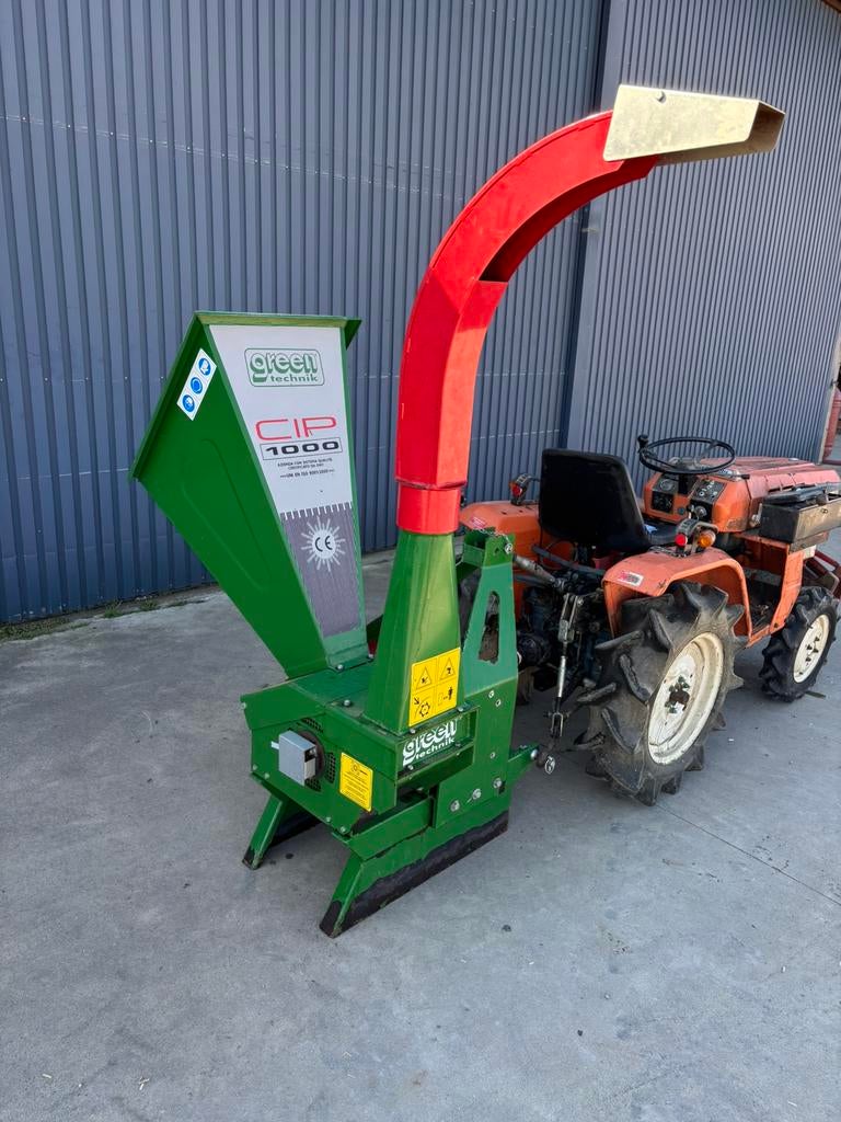 Broyeur de bois, Ophalen, Zo goed als nieuw