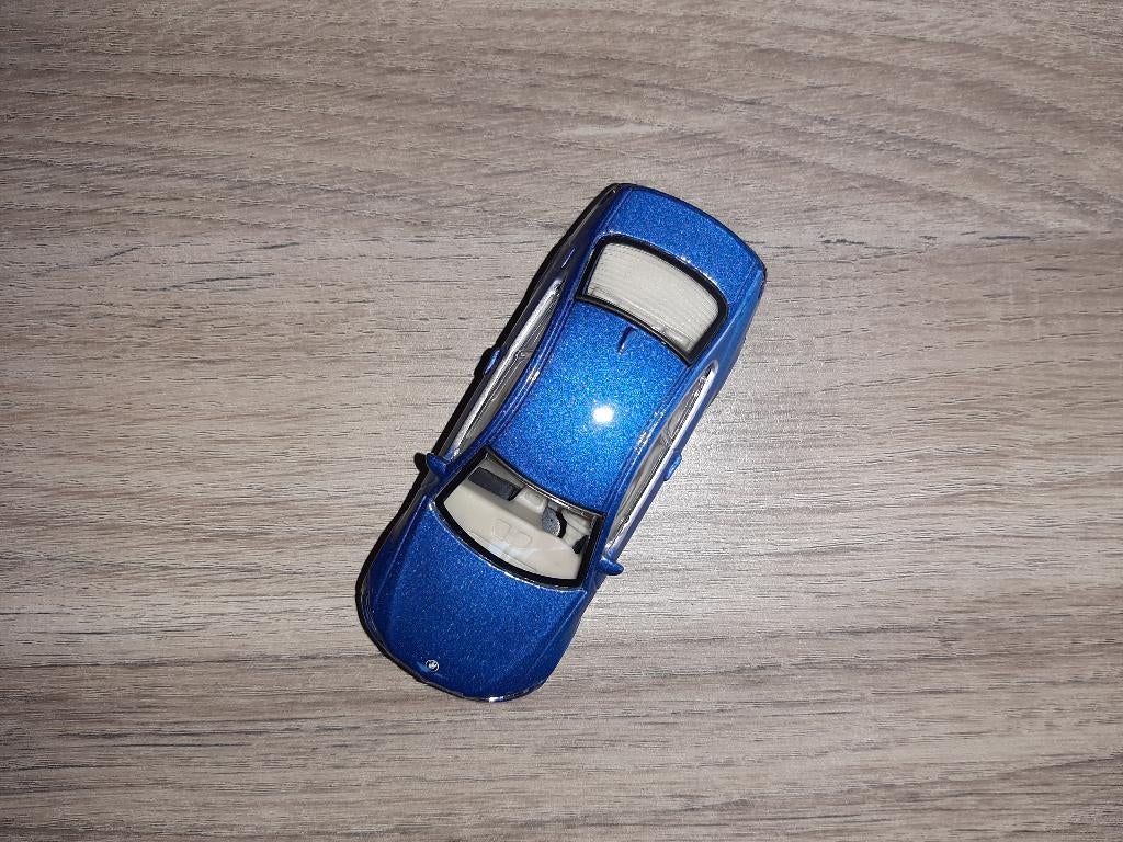 Burago BMW 335i E92 Nr.11620 (nearly mint), Enlèvement ou Envoi, Comme neuf, Voiture