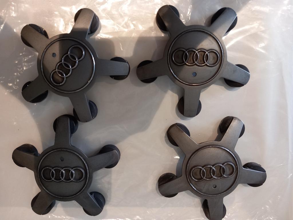 4 wieldoppen Audi / kunststof, Ophalen of Verzenden, Gebruikt