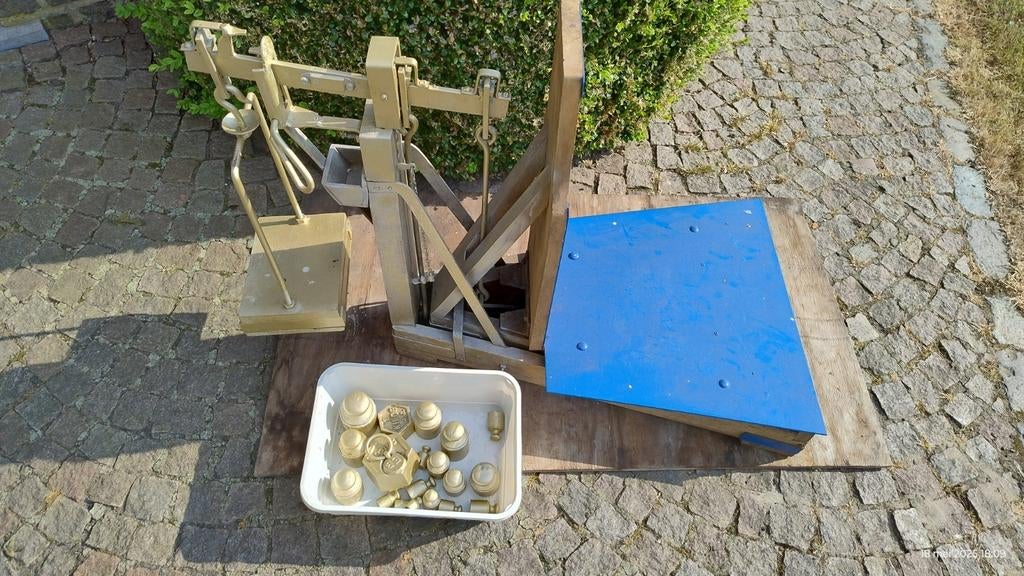 Bascule met gewichten ,werkt nog goed., Ophalen