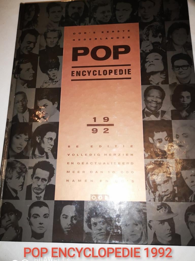 OOR'S POP ENCYCLOPEDIE 1992, Boeken, Ophalen of Verzenden, Zo goed als nieuw, Los deel, OOR'S