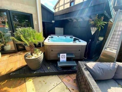 Neuf  😍 achetez jacuzzi 4 places meilleur prix, Ophalen of Verzenden, Nieuw
