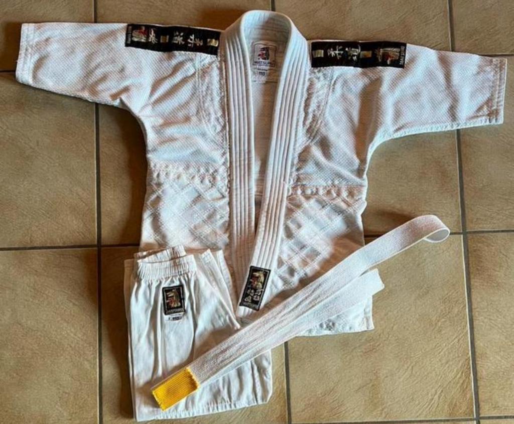 Matsuru kimono judo pak kinderen maat 110, Ophalen, Maat XS of kleiner, Judo, Vechtsportpak
